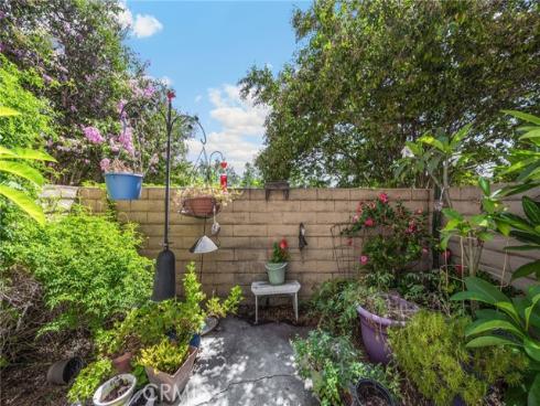 1402  Vista Grande  , Fullerton, CA