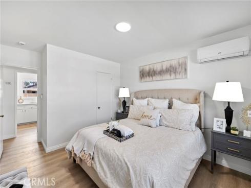 2100 W Valencia Drive, Fullerton, CA