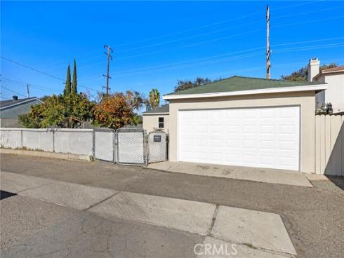 2100 W Valencia Drive, Fullerton, CA