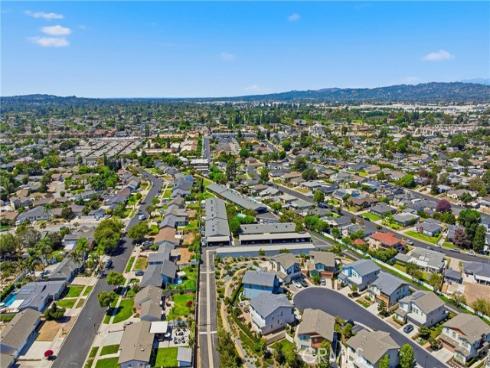 3131 Laurel 9 Avenue, Fullerton, CA
