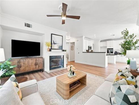 2052 Hessen , Fullerton, CA
