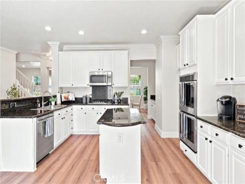 2052 Hessen , Fullerton, CA