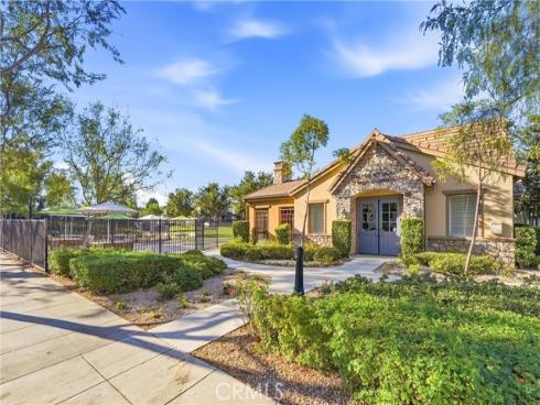 2052 Hessen , Fullerton, CA