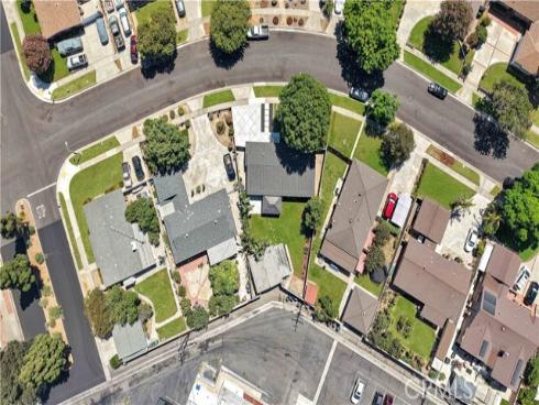 2447 Clarke , Fullerton, CA