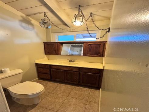 2605 E Santa Fe , Fullerton, CA
