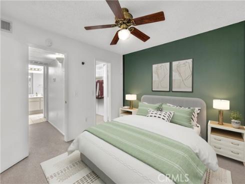 3054 Associated 22 , Fullerton, CA