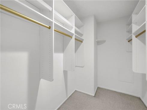 3054 Associated 22 , Fullerton, CA