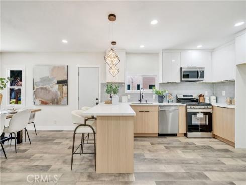 329 W Whiting Avenue, Fullerton, CA