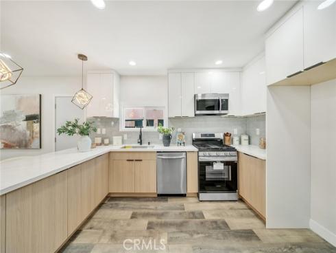 329 W Whiting Avenue, Fullerton, CA