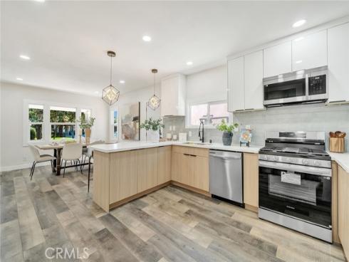 329 W Whiting Avenue, Fullerton, CA