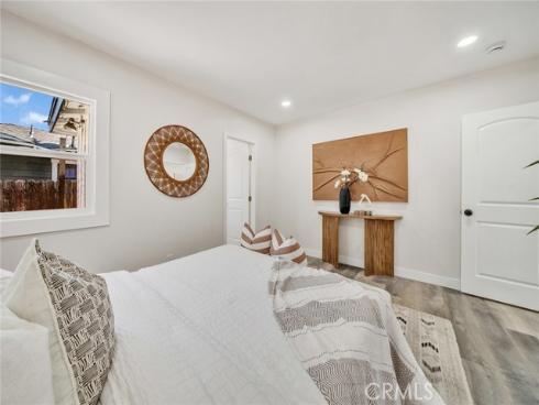 329 W Whiting Avenue, Fullerton, CA