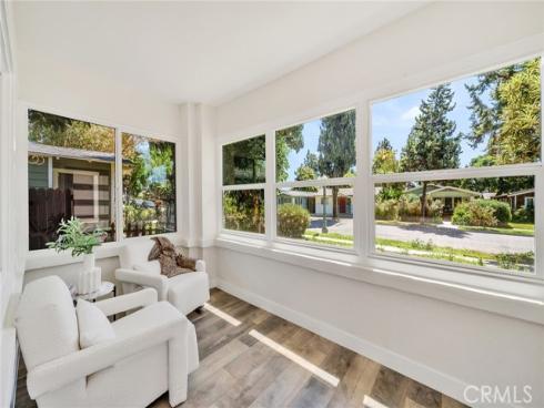 329 W Whiting Avenue, Fullerton, CA