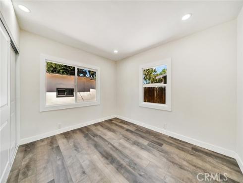 329 W Whiting Avenue, Fullerton, CA