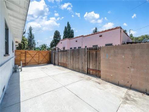 329 W Whiting Avenue, Fullerton, CA