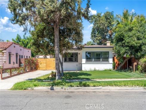 329 W Whiting Avenue, Fullerton, CA