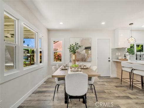 329 W Whiting Avenue, Fullerton, CA