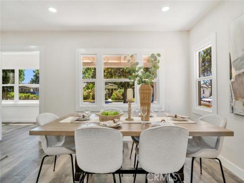 329 W Whiting Avenue, Fullerton, CA