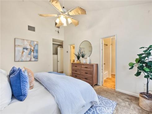 3160 E Palm 56 , Fullerton, CA