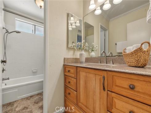 3160 E Palm 56 , Fullerton, CA