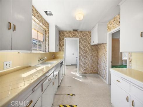 1056  Cerritos  , Fullerton, CA
