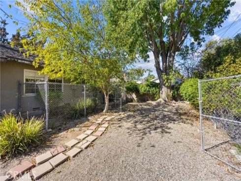 1056  Cerritos  , Fullerton, CA