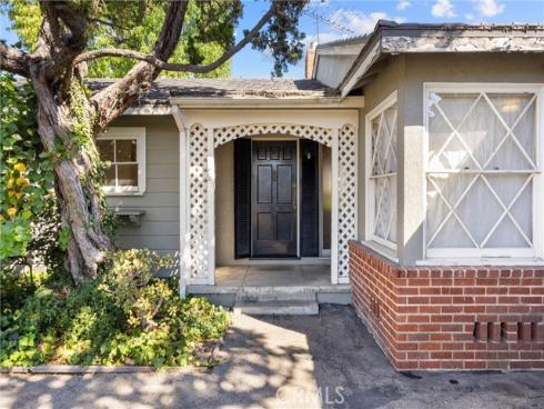 1056  Cerritos  , Fullerton, CA