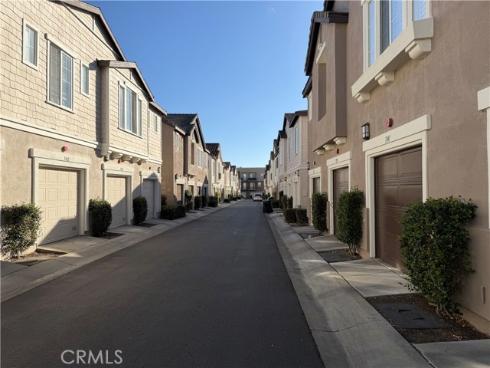 1305  Mc Fadden   Drive, Fullerton, CA