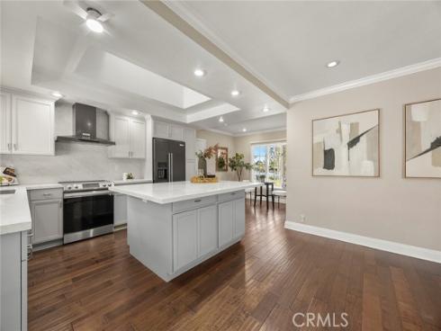 3201 Lakeknoll Drive, Fullerton, CA