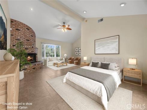 3201 Lakeknoll Drive, Fullerton, CA