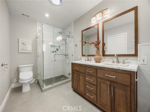 3201 Lakeknoll Drive, Fullerton, CA