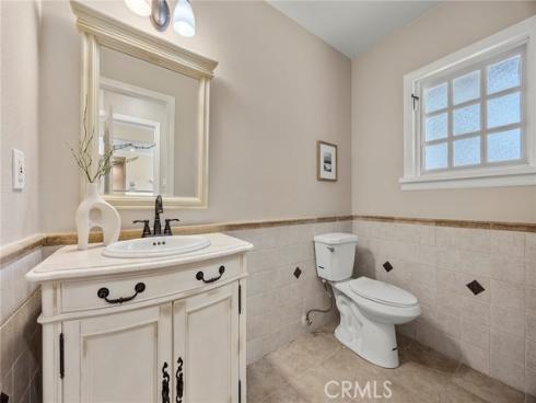 3201 Lakeknoll Drive, Fullerton, CA