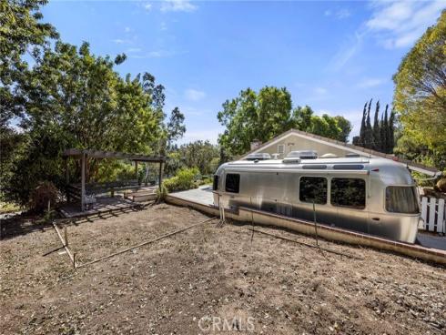 3201 Lakeknoll Drive, Fullerton, CA