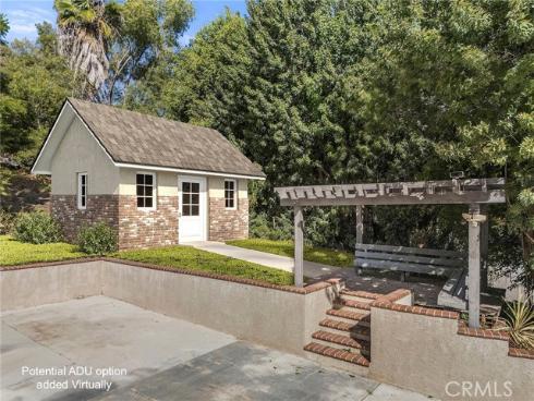 3201 Lakeknoll Drive, Fullerton, CA