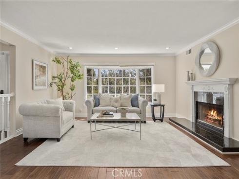 3201 Lakeknoll Drive, Fullerton, CA