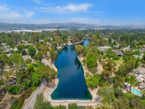 3201 Lakeknoll Drive, Fullerton, CA
