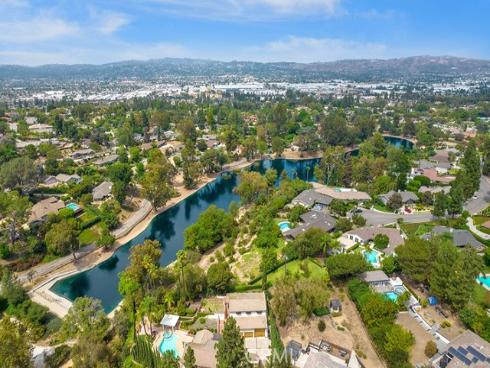 3201 Lakeknoll Drive, Fullerton, CA