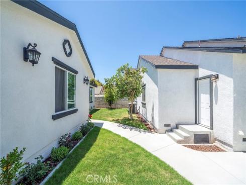 10692  Frances   Avenue, Garden Grove, CA