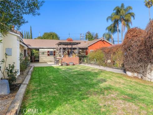 11252  Chapman   Avenue, Garden Grove, CA