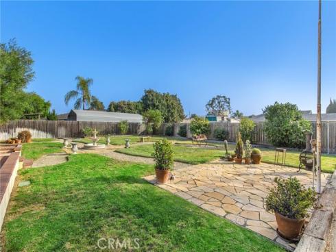 11252  Chapman   Avenue, Garden Grove, CA