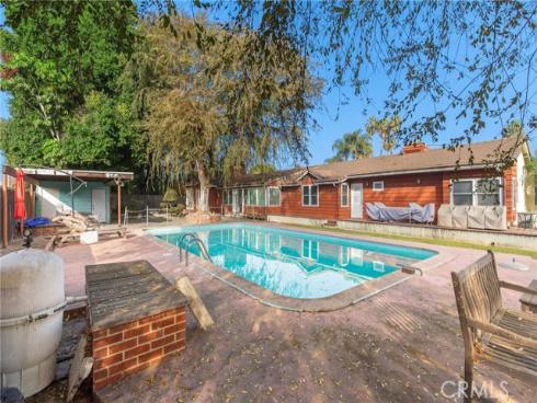 11252  Chapman   Avenue, Garden Grove, CA