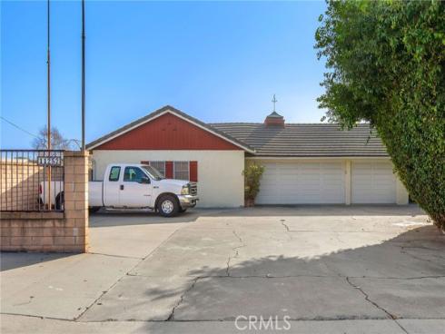 11252  Chapman   Avenue, Garden Grove, CA