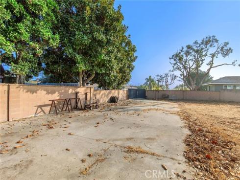 11252  Chapman   Avenue, Garden Grove, CA