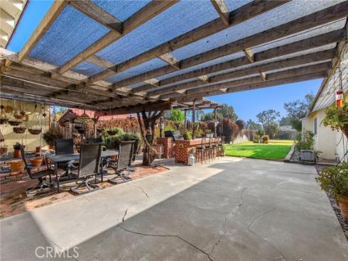 11252  Chapman   Avenue, Garden Grove, CA