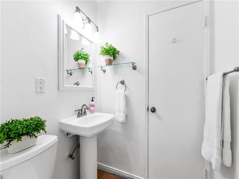 12372 Lamplighter Street, Garden Grove, CA