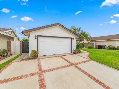 12372 Lamplighter Street, Garden Grove, CA