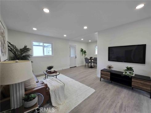 8611 Chapman Avenue, Garden Grove, CA