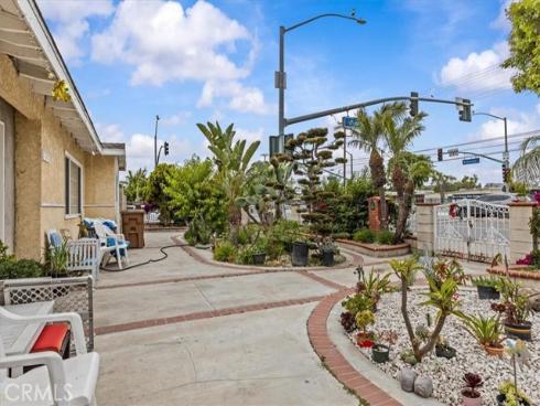 9502 Westminster Ave , Garden Grove, CA