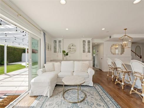 5492 Carousel Circle, Garden Grove, CA