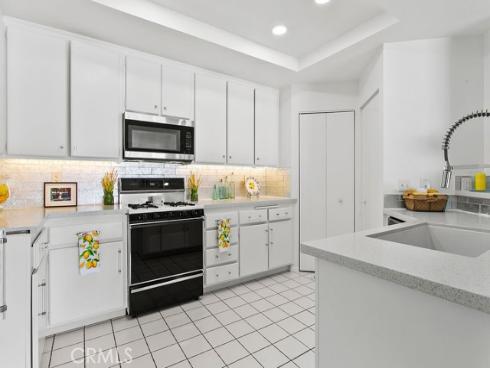 10371  Garden Grove Boulevard  20 , Garden Grove, CA