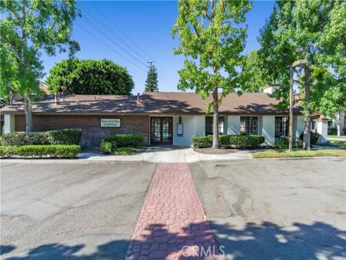 8520  Lake Knoll  B  Avenue, Garden Grove, CA